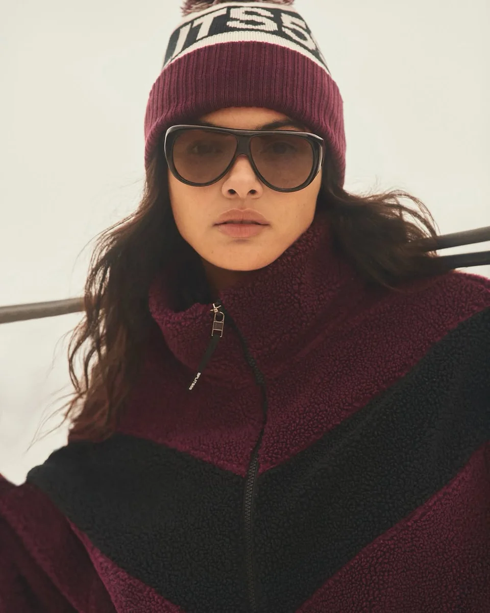 Après-Ski Fleece With Structure on a petite woman
