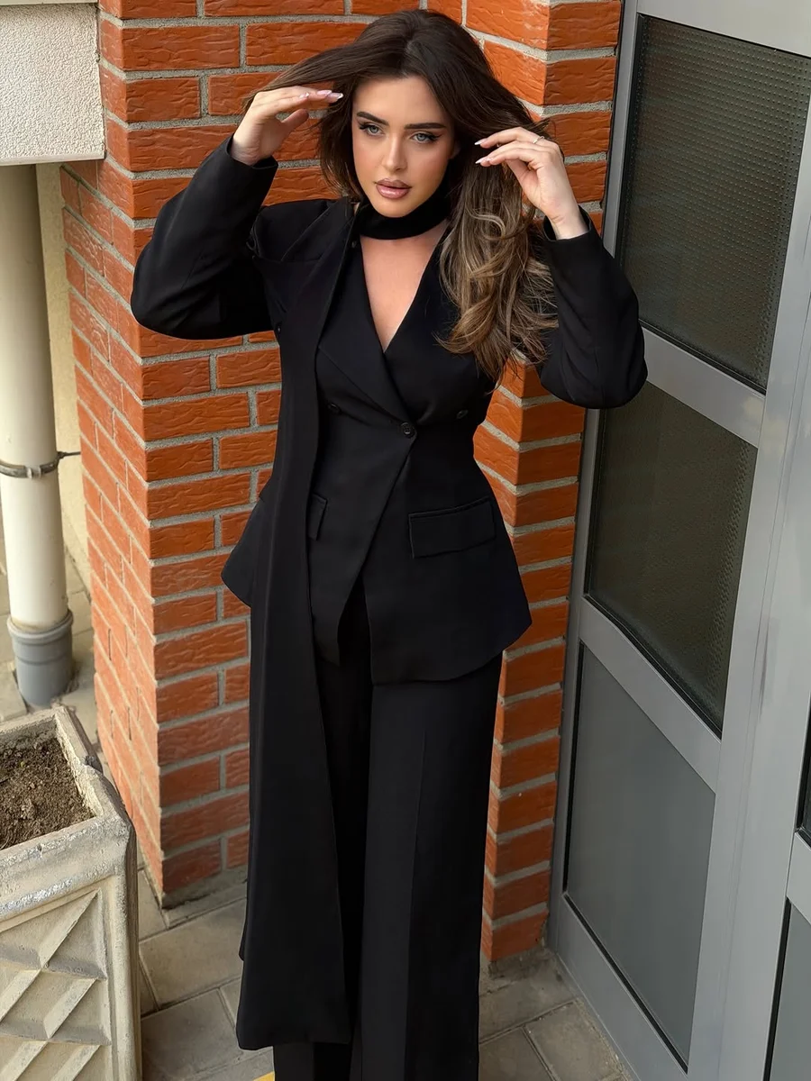 All Black, Styled Sharp on a petite woman
