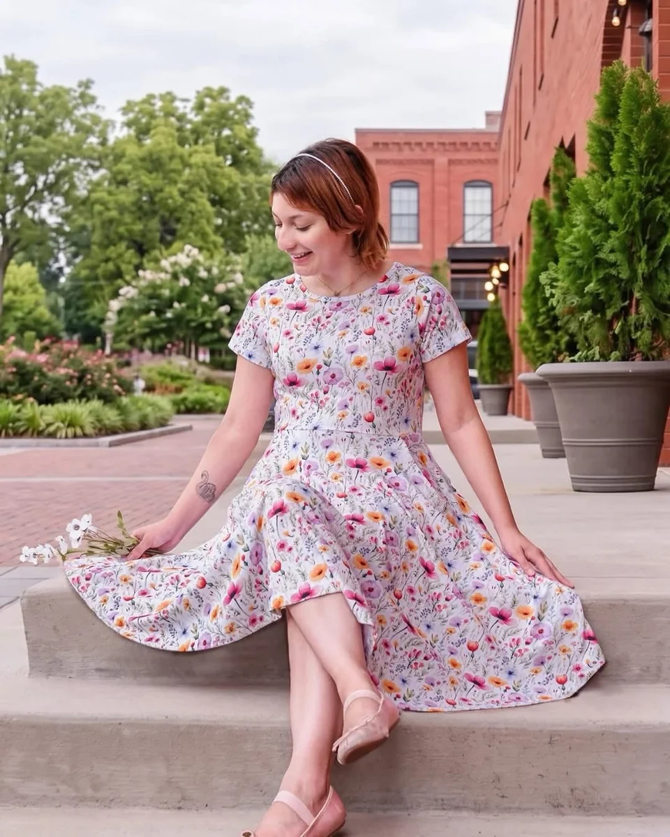 The Fit-and-Flare Mini That Shows Off the Waist on a petite woman