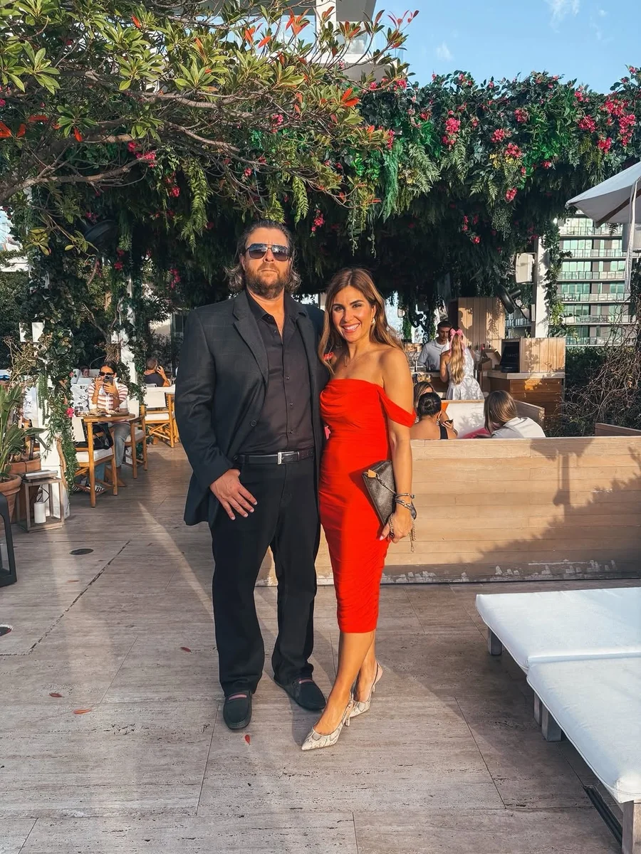 Red at a Wedding, Made Safe by the Cut on a petite woman